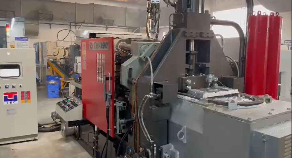 Operating Principles - Hot Chamber Machines Operating Principles - Hot Chamber Machines